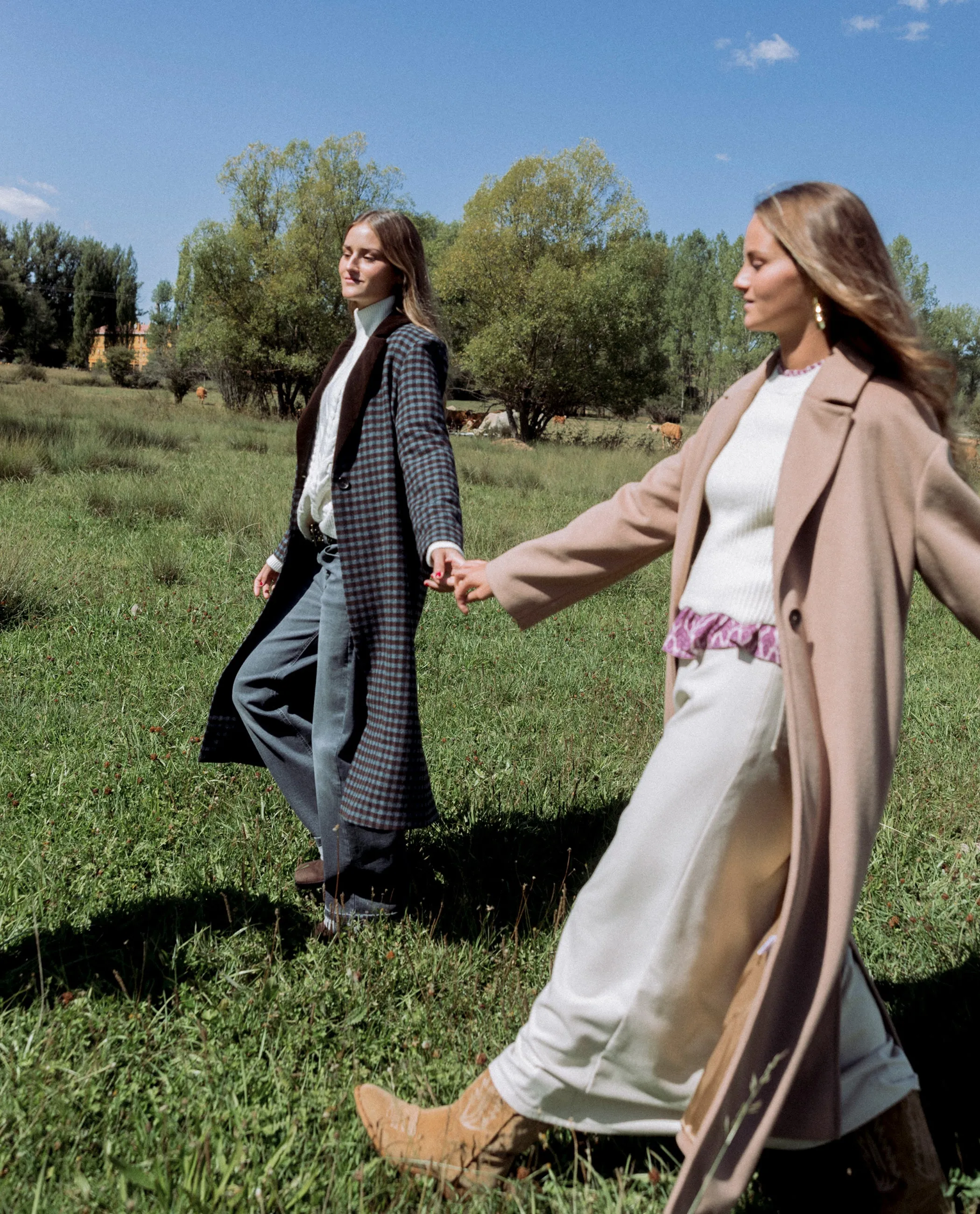 ABRIGO WALK ON BY · CUADROS