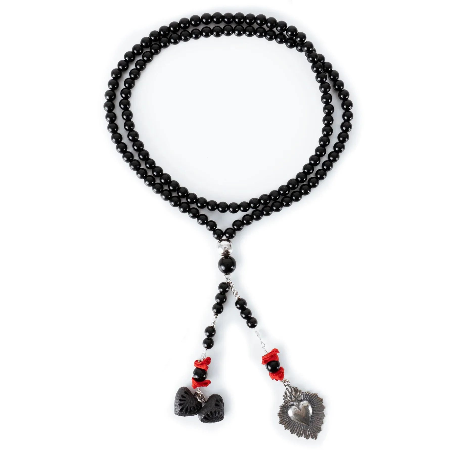 Collar con cuentas de barro negro - Modelo CORAZÓN DE FUEGO