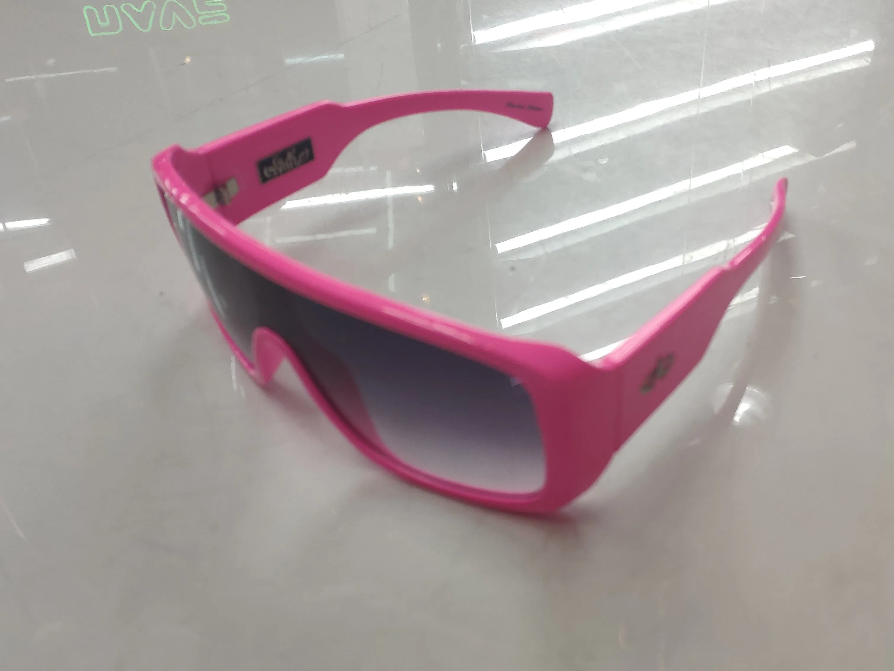 Oculos de Sol Evoke Amplifier