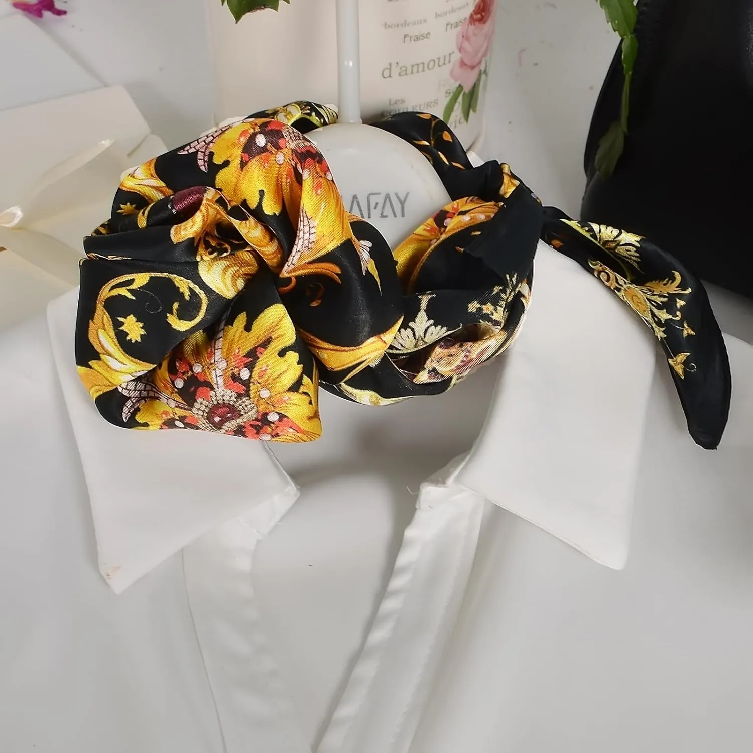 Women 100% Mulberry Silk Neck Scarf Lightweight Digital Print Small Square Scarfs- Neckerchief Gift Packing 21"*21"