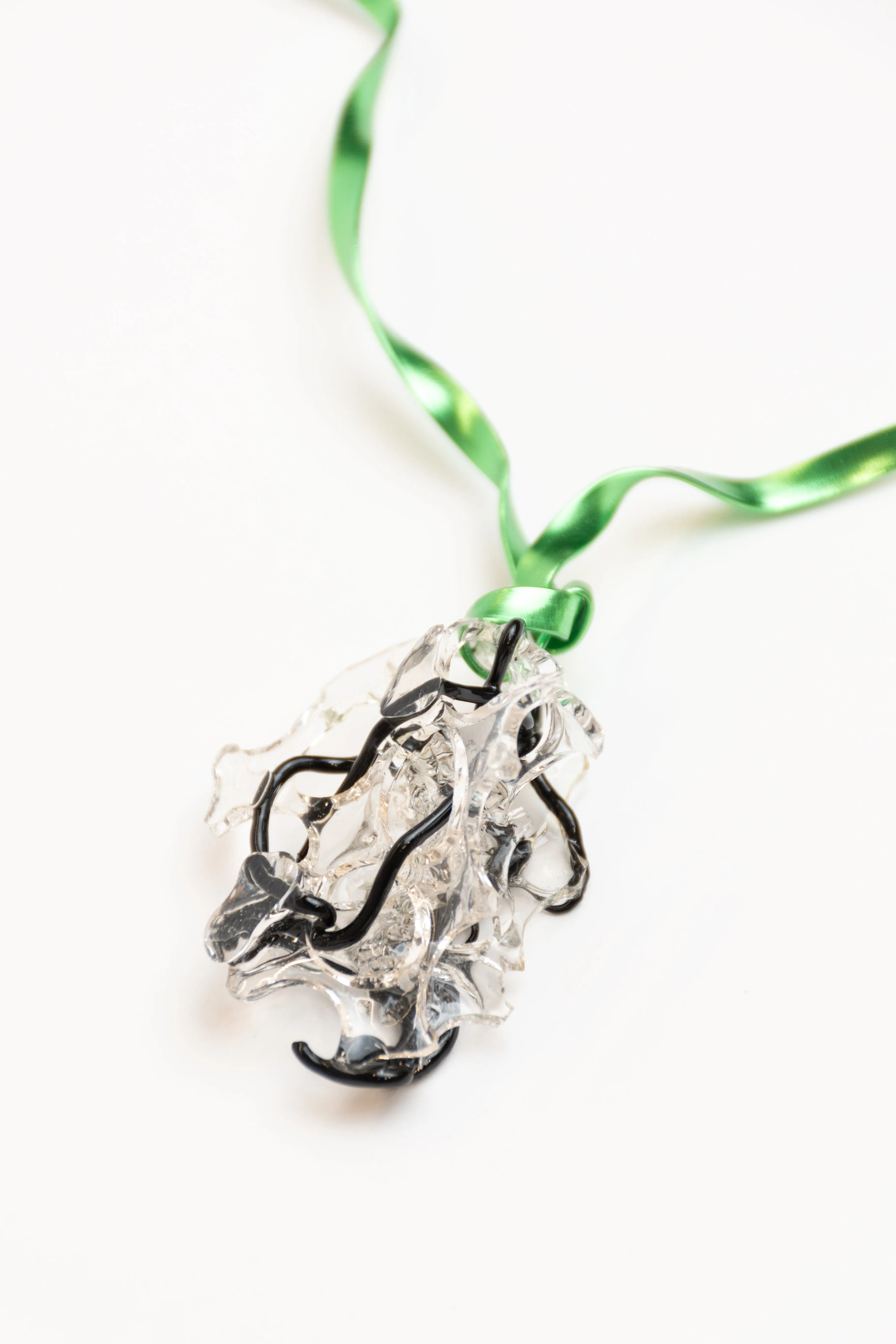 YARN NECKLACE